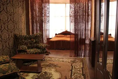 Грозный: Gostinitsa Laman-az