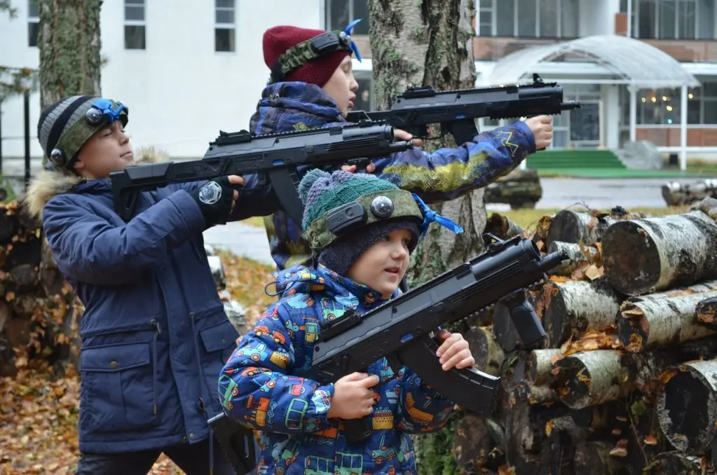 Фролищи: База Отдыха Серебро