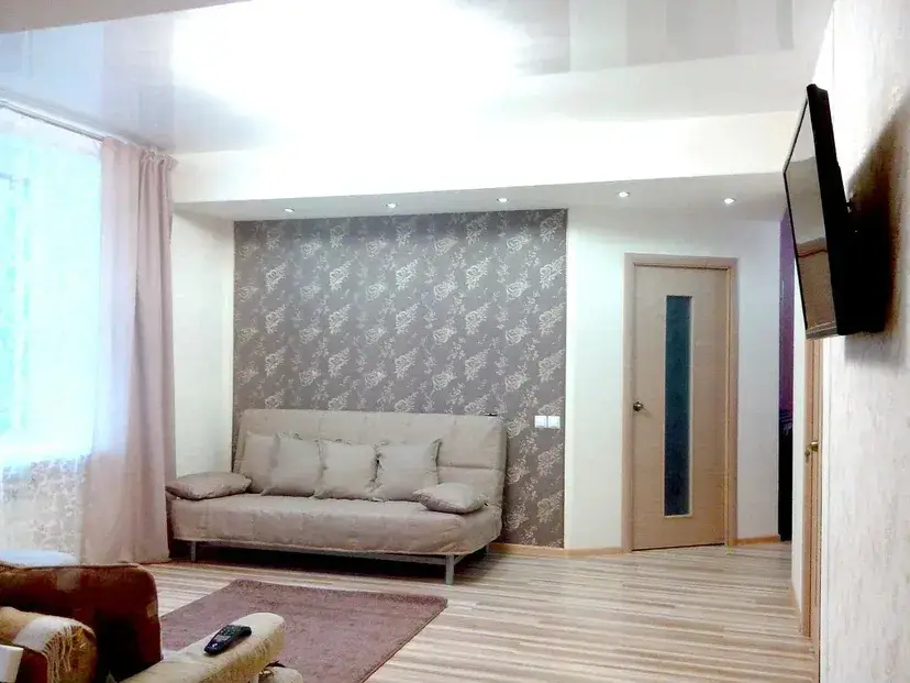 Нижний Тагил: Apartments AlloTagil on av. Lenina, bld. 30