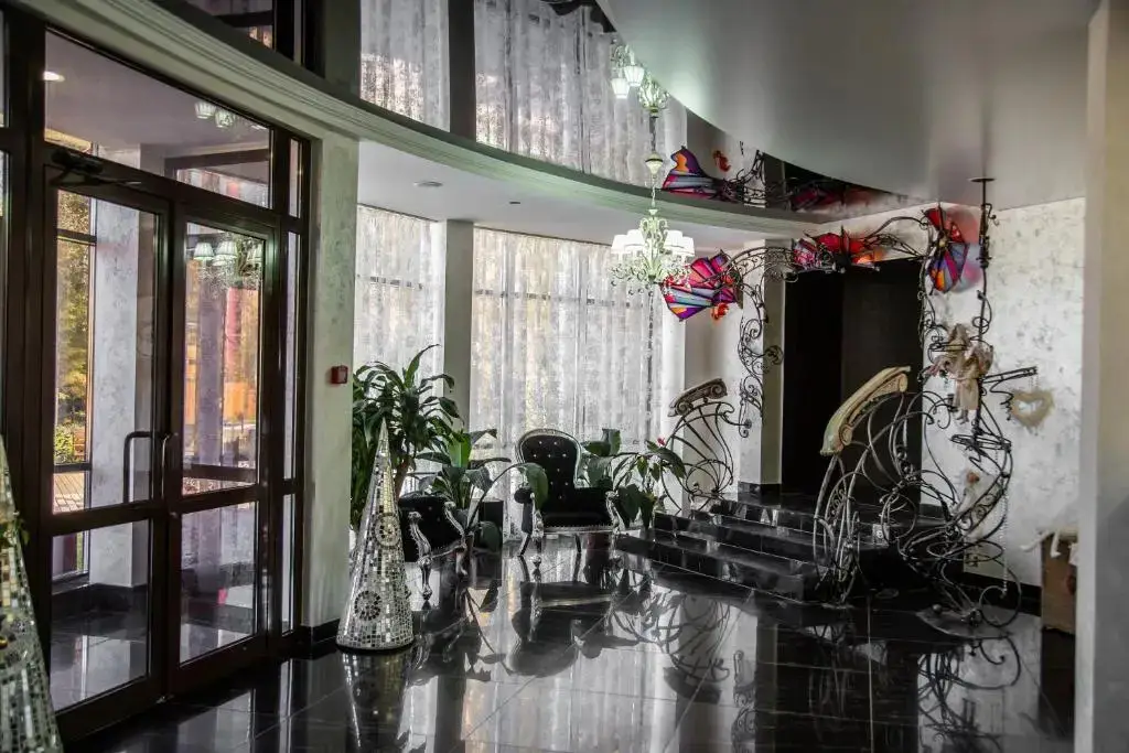 Ленёвка: Park-Hotel Lesnaya