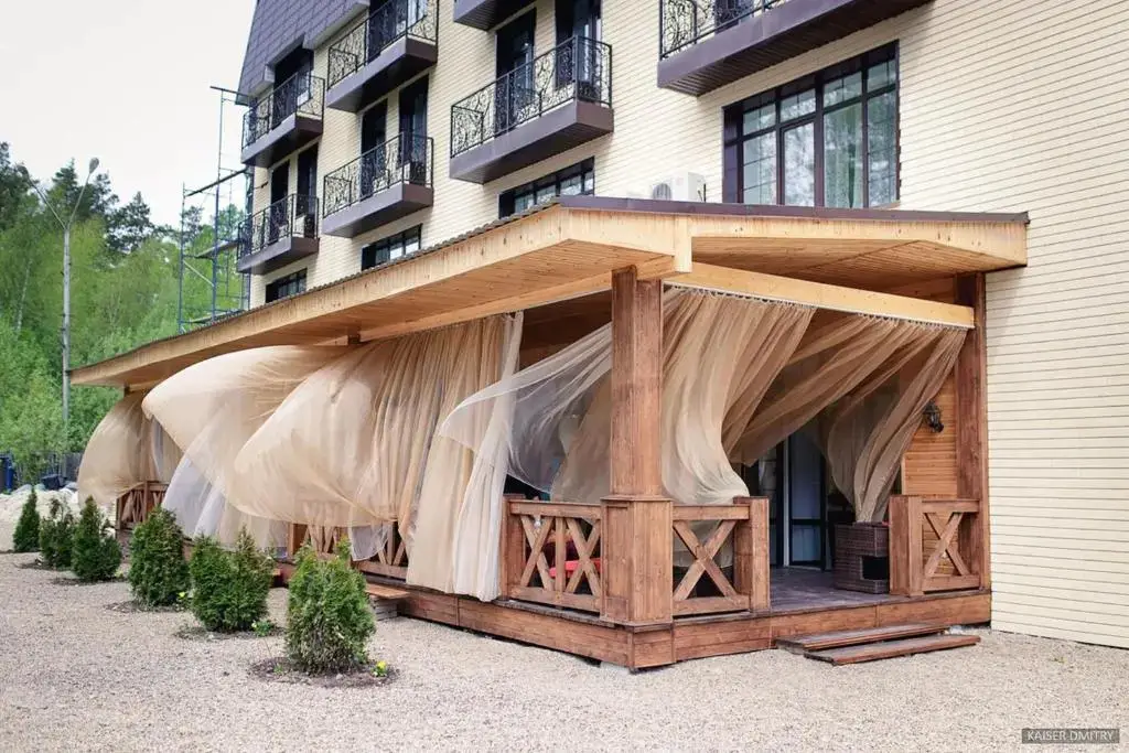 Ленёвка: Park-Hotel Lesnaya