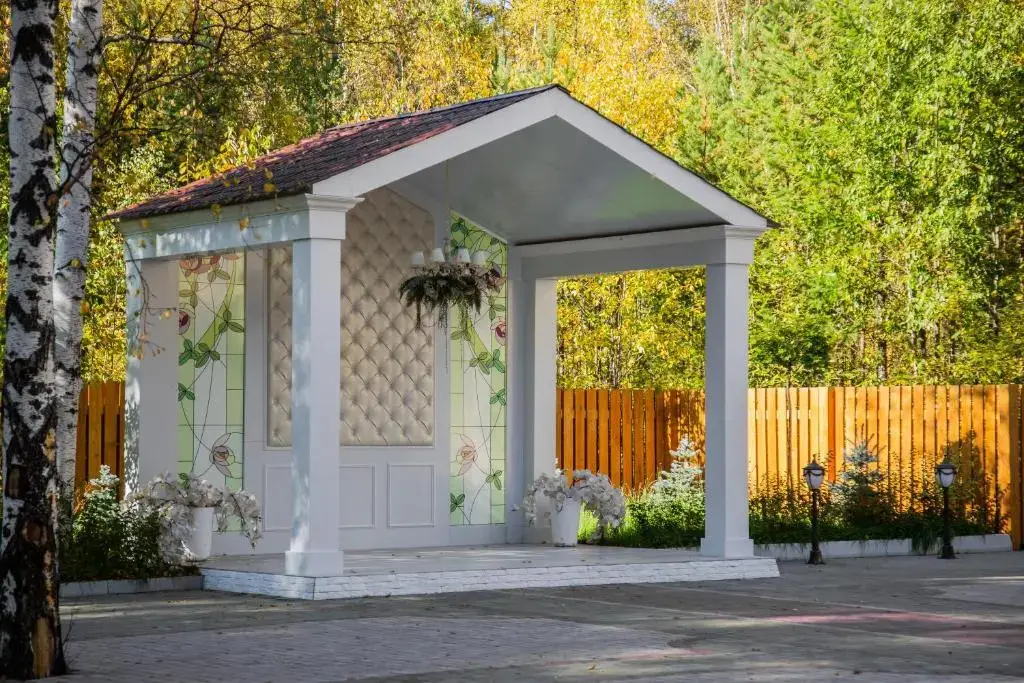 Ленёвка: Park-Hotel Lesnaya