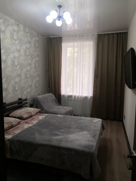 Нижний Тагил: Апартаменты Суточно RentDay на улице Карла Маркса