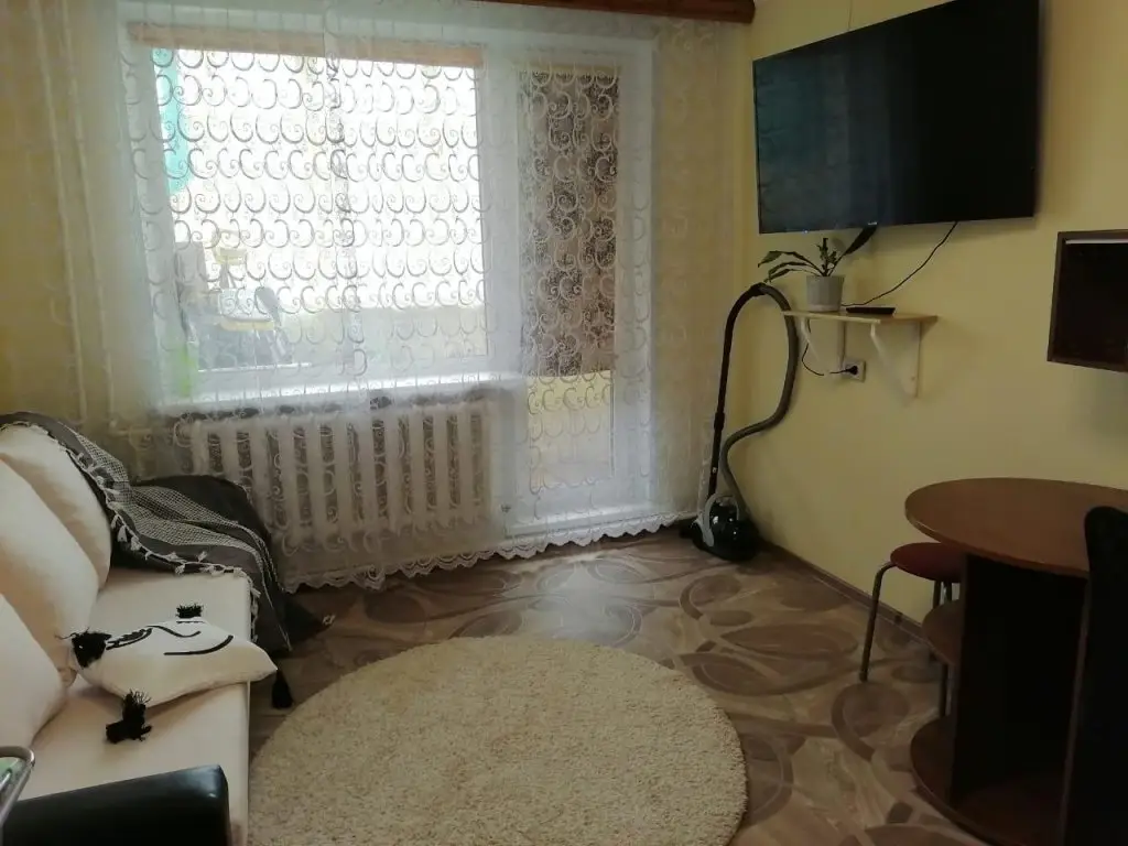 Айхал: Astoria on str. Kadzova, bld. 1