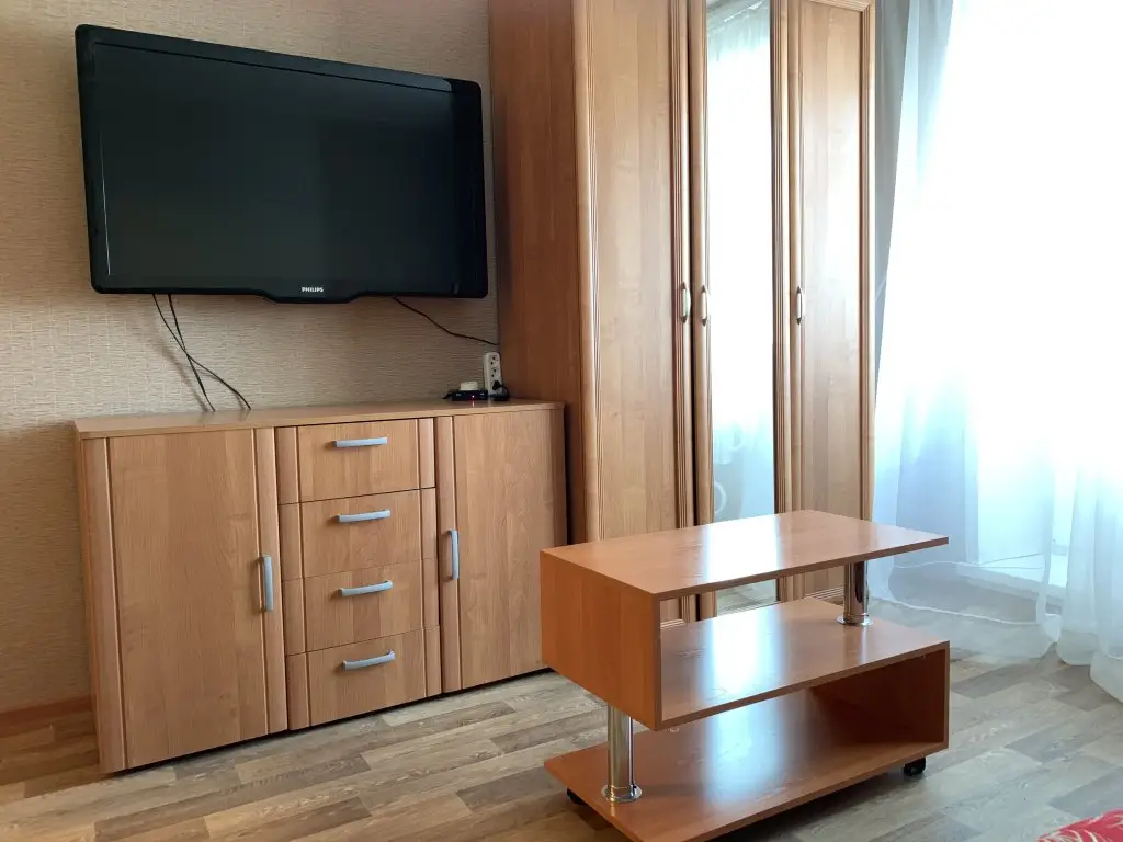 Мирный: Апартаменты Mirnydom на Тихонова 15/2