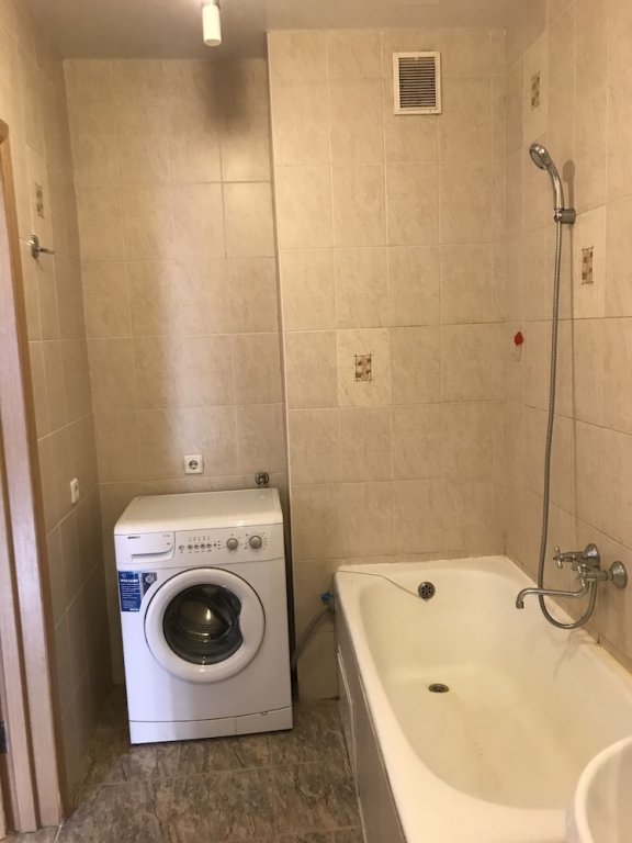 Владивосток: Просторная студия в центре