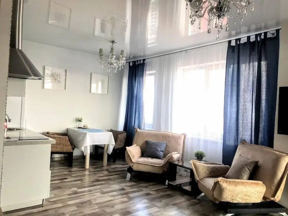Владивосток: Апартаменты «Алые Паруса» на ул. Крыгина, 105/2