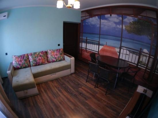 Владивосток: Apartment Fokina 19