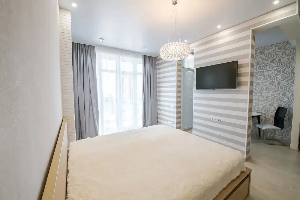 Владивосток: Апартаменты на ул. Комарова, 58-201