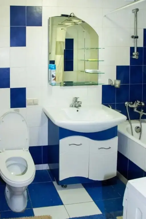 Владивосток: Апартаменты на ул. Острякова, 3