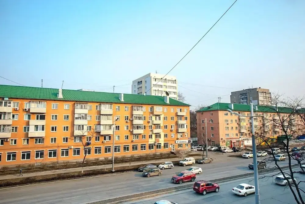 Владивосток: Апартаменты на пр-те 100-летия Владивостока, 51