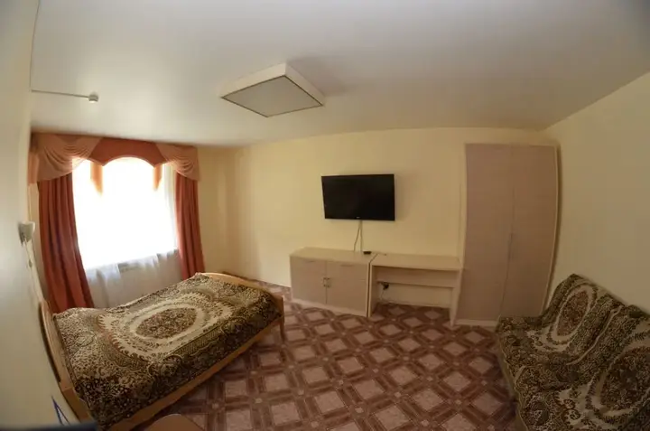 Владивосток: Furnished rooms on Russkaya 87