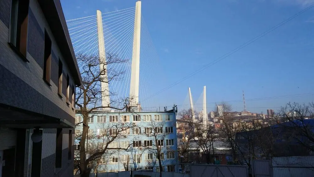 Владивосток: Golden Bridge