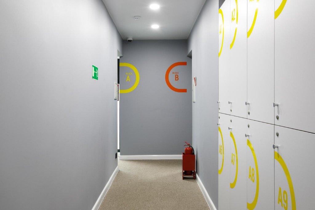 Владивосток: Luna Capsule Hotel