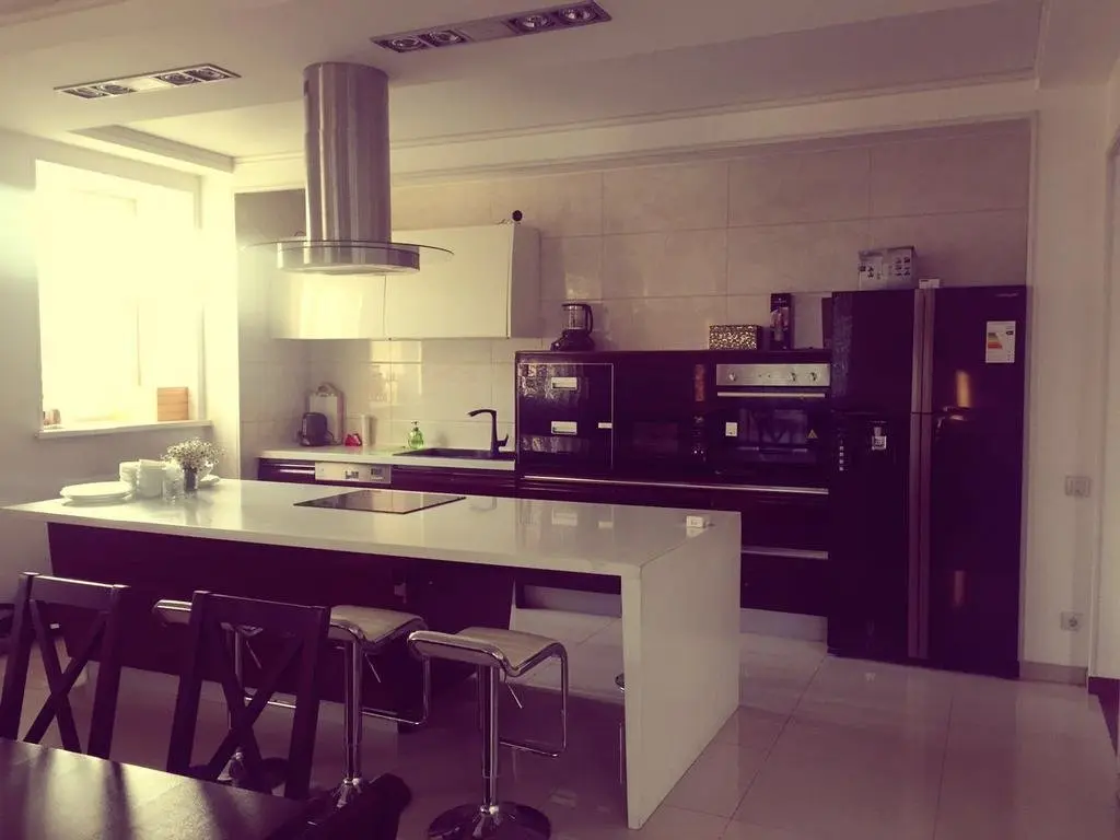 Владивосток: New Elite Cottage