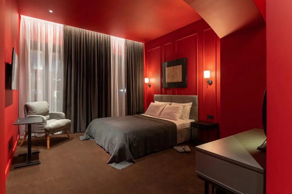 Владивосток: Апартаменты Red room в NikolaevBuilding