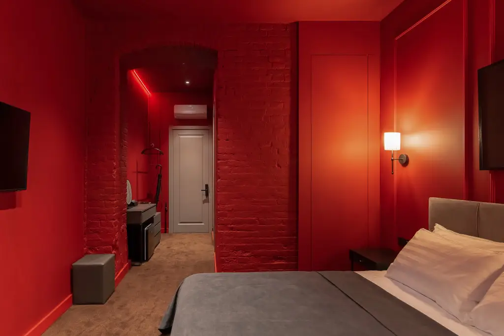 Владивосток: Апартаменты Red room в NikolaevBuilding