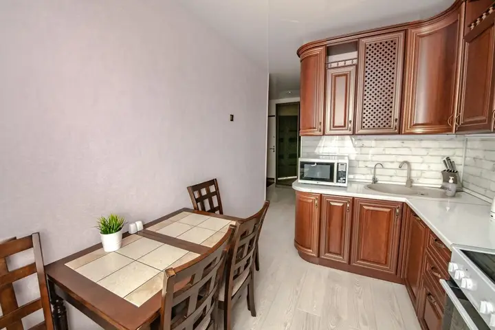 Владивосток: Top house (Топ хаус) на улице Нейбута 53
