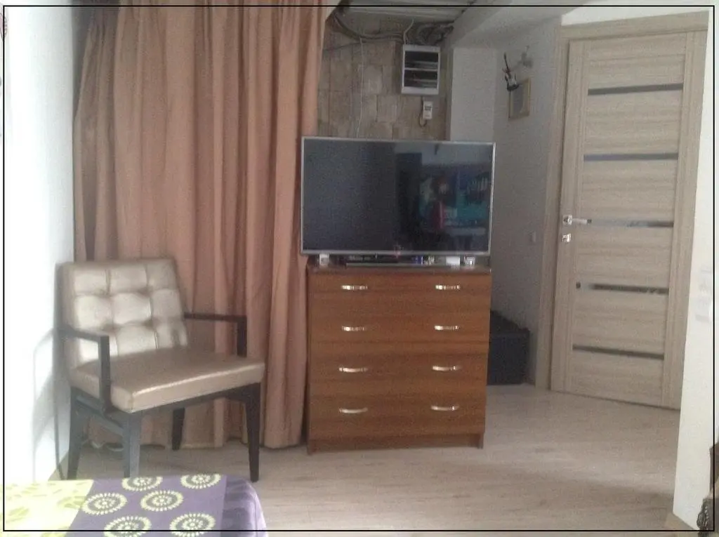 Владивосток: Vladivostok's Container House