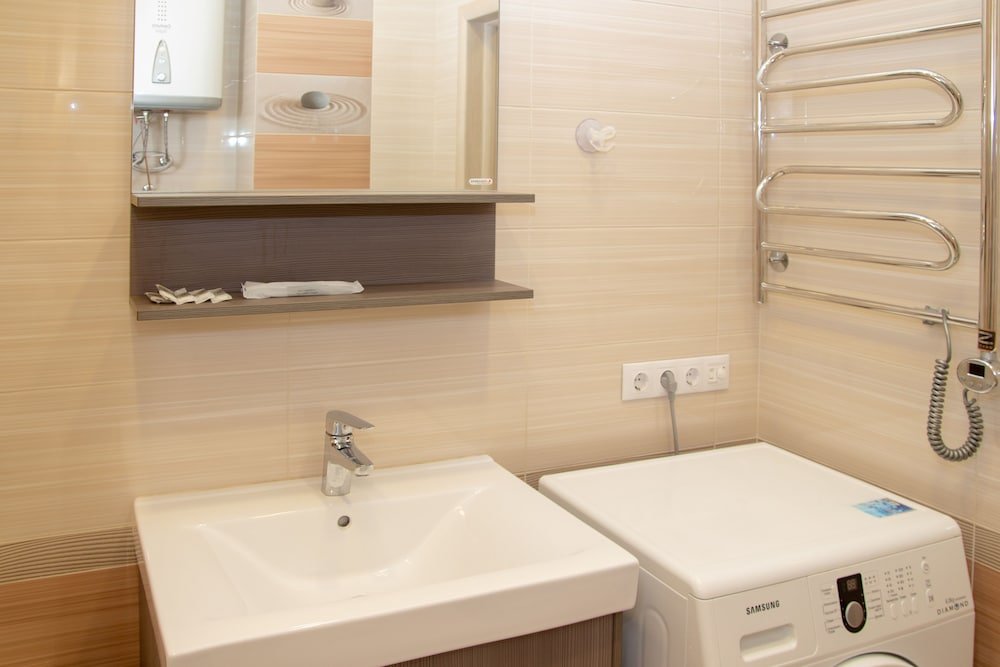 Владивосток: Apartments na Komarova 58