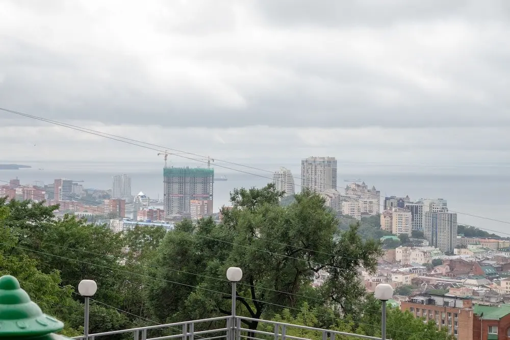 Владивосток: Apartments na Komarova 58