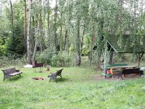 Хотынец: Dom Lesnika Holiday Park
