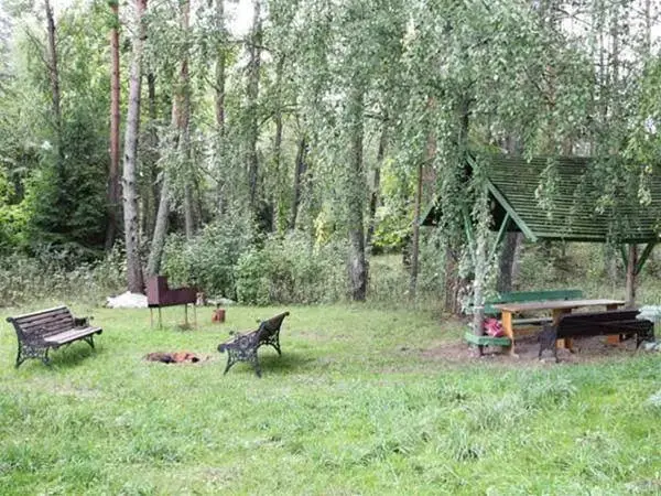 Хотынец: Dom Lesnika Holiday Park