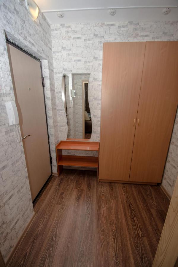 Челябинск: Studio on Kashirinykh 115, Academ Riverside