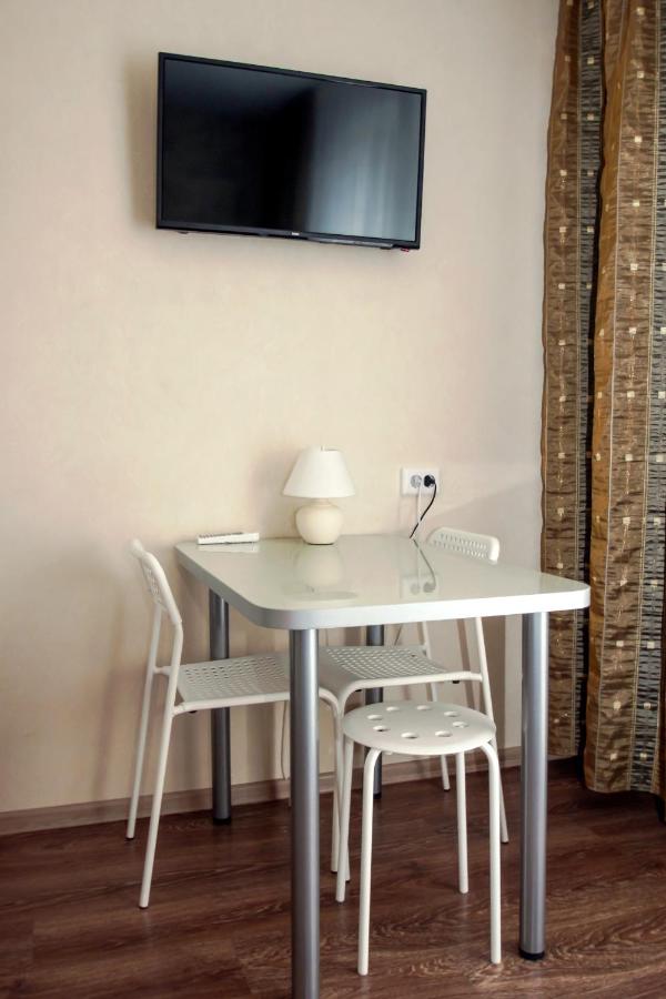 Челябинск: Studio on Kashirinykh 115, Academ Riverside