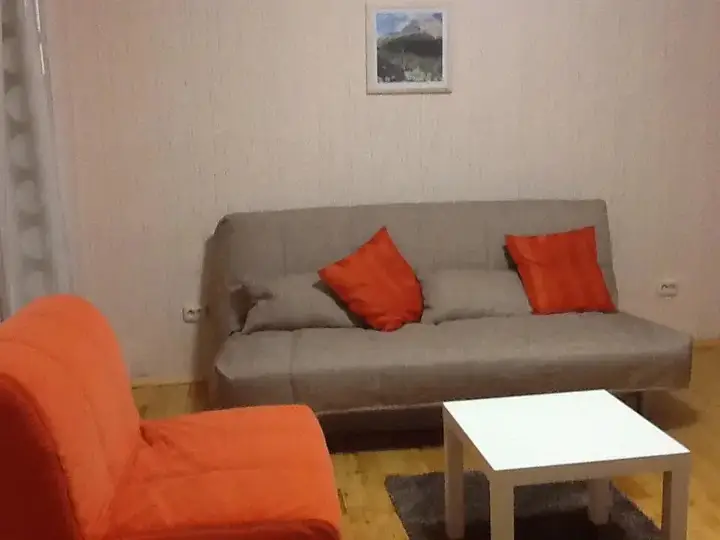 Улан-Удэ: Apartments Near Railwaystation In City Center