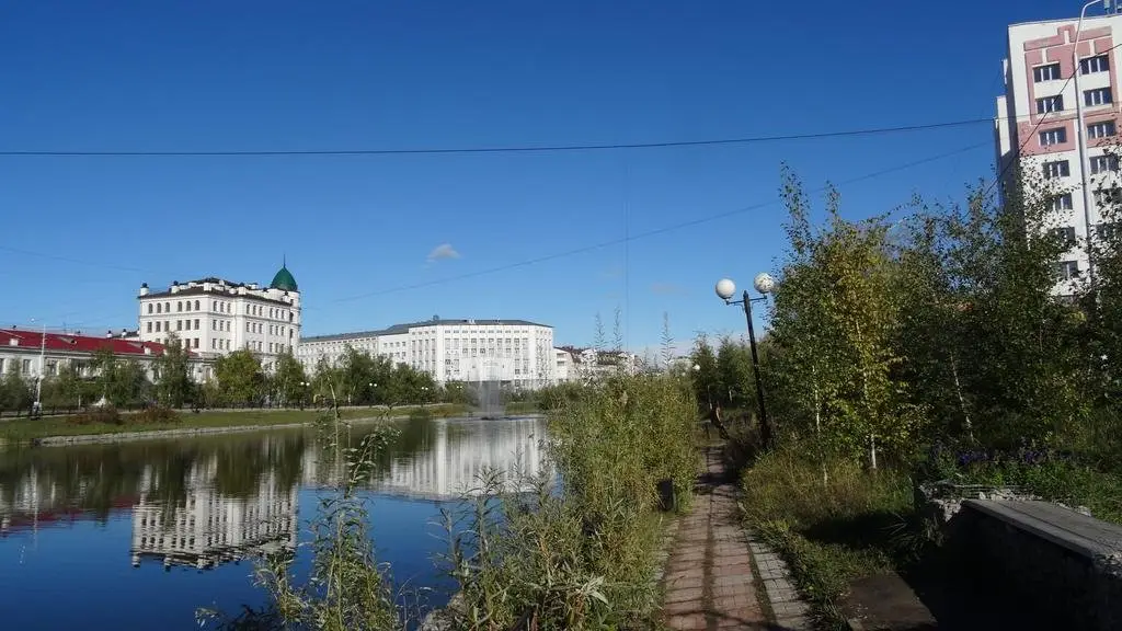 Якутск: Флигель