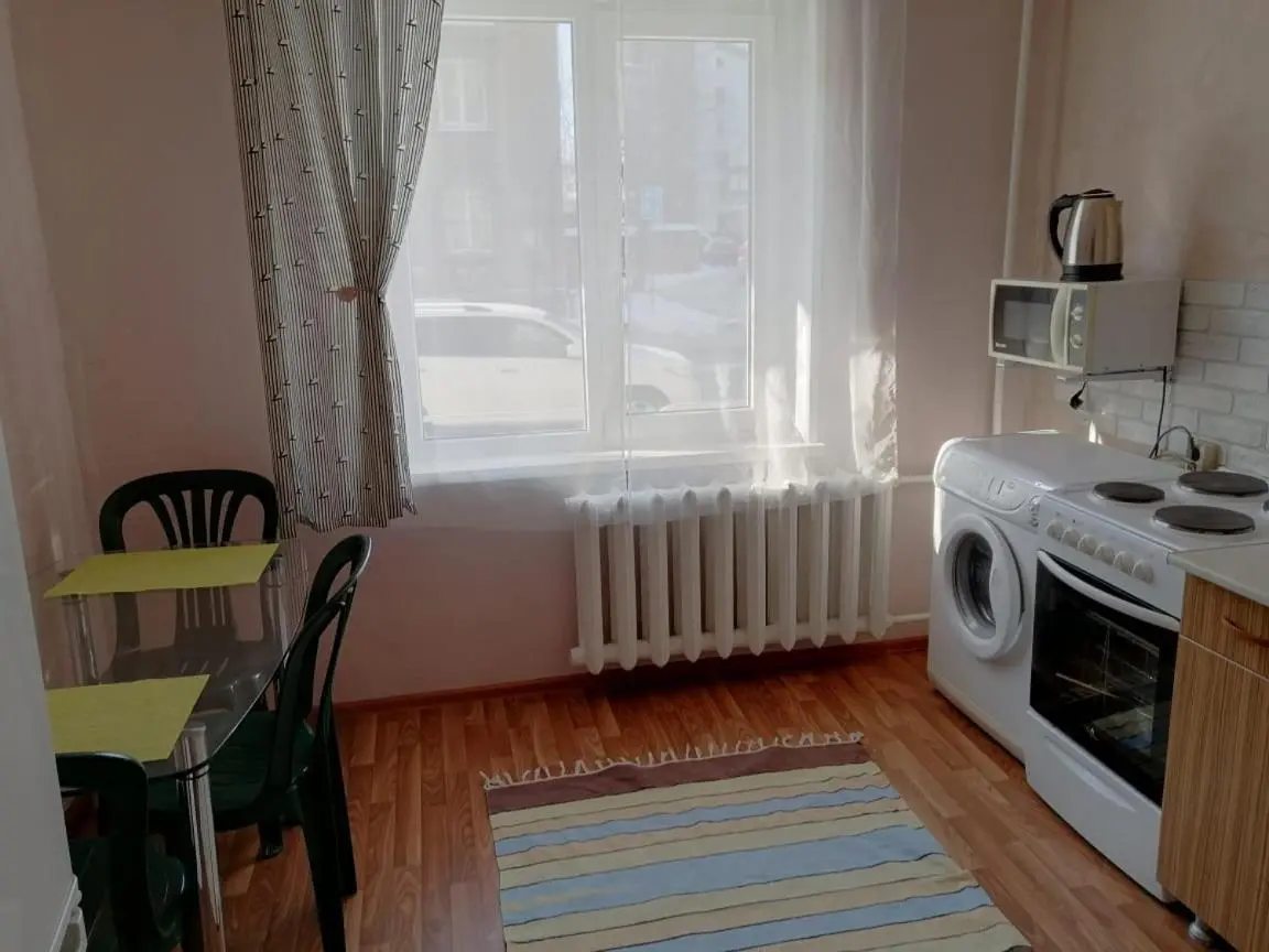 Челябинск: Terrace Энтузиастов 37
