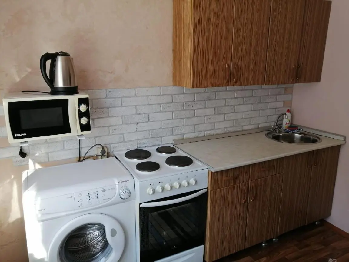 Челябинск: Terrace Энтузиастов 37