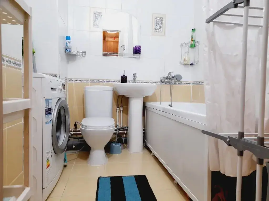 Мурино: Komfort Solnechnaya Studiya U Metro Flat