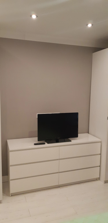 Калуга: Novatorskaya Ulitsa 4/22 Apartments