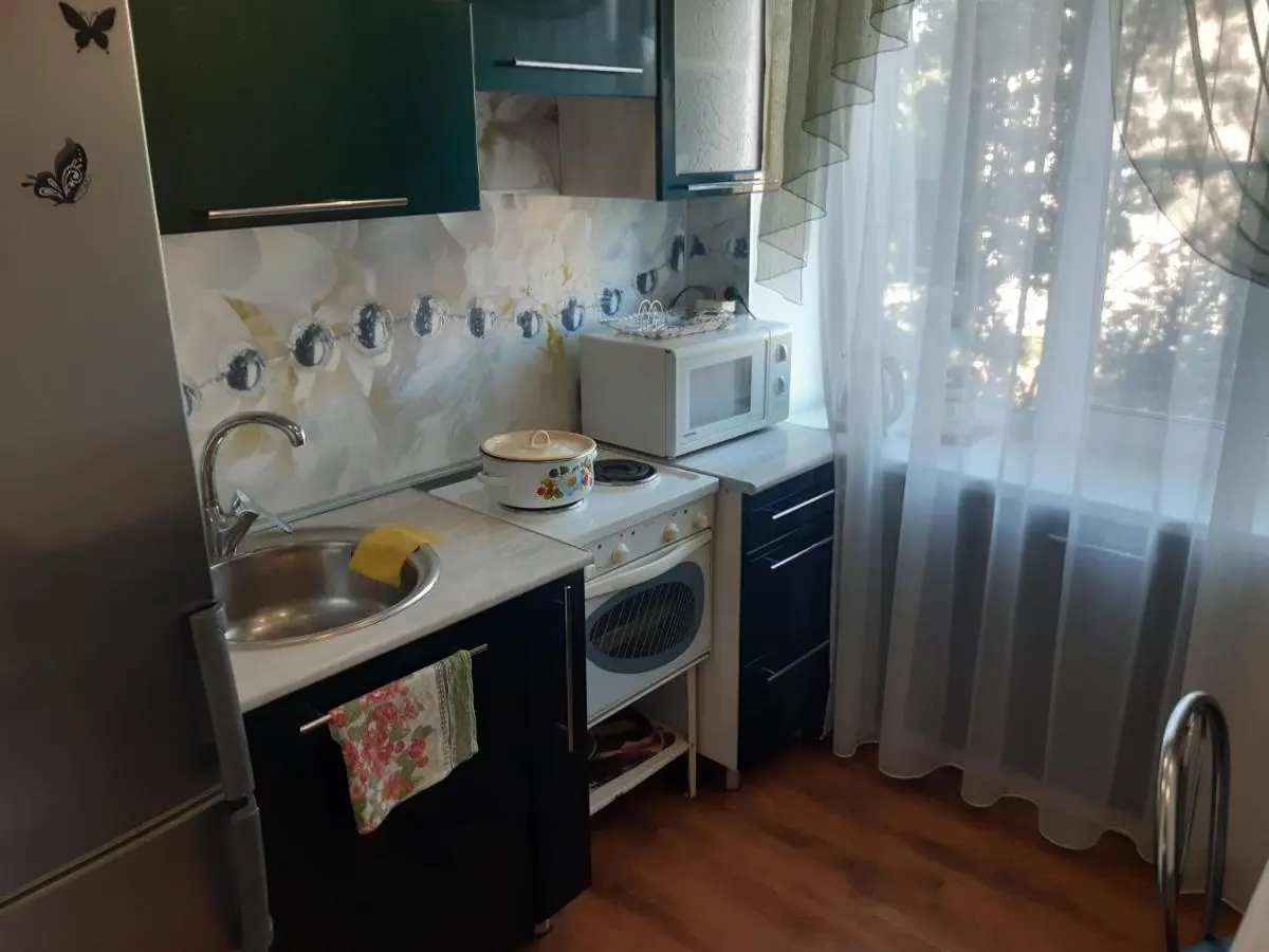 Златоуст: Апартаменты пр. Мира 26