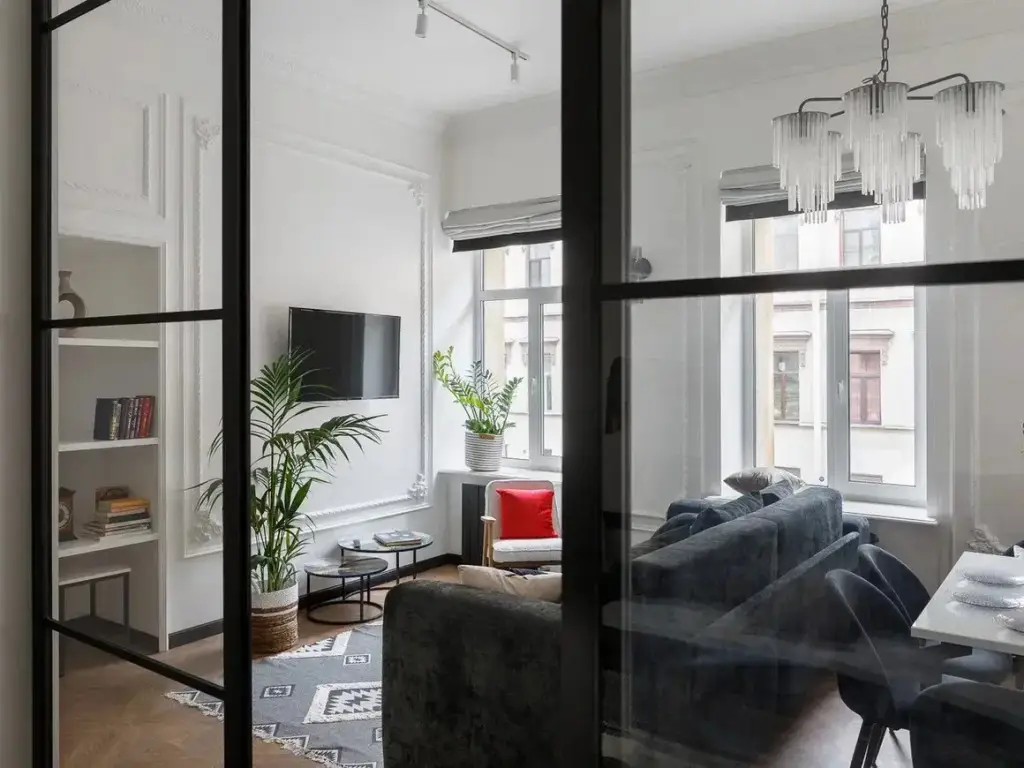 Санкт-Петербург: Апартаменты D apartments белая студия с гостиной зоной у Летнего сада и Михайловского замка