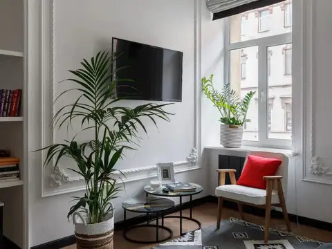 Апартаменты D apartments белая студия с гостиной зоной у Летнего сада и Михайловского замка — фото 1