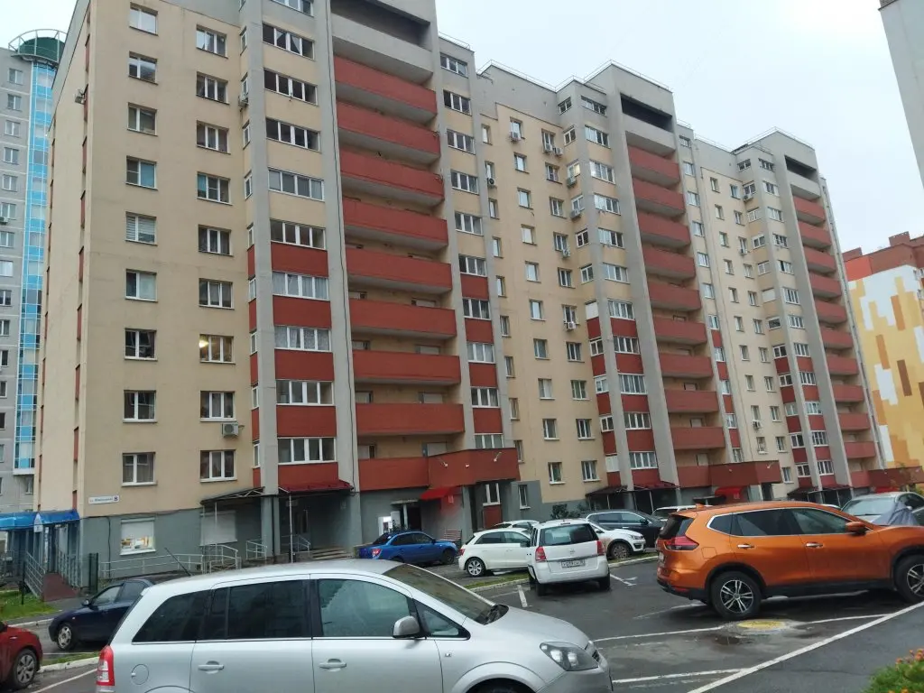 Ижевск: Квартира Квартирный вопрос Утро в городке металлургов