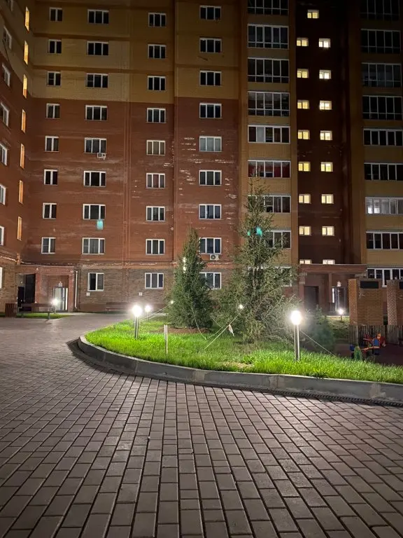 Новосибирск: Апартаменты Серафимовича 8