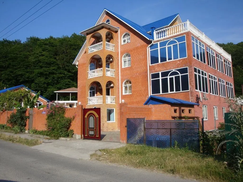 Сочи: Гостевой дом Noshen