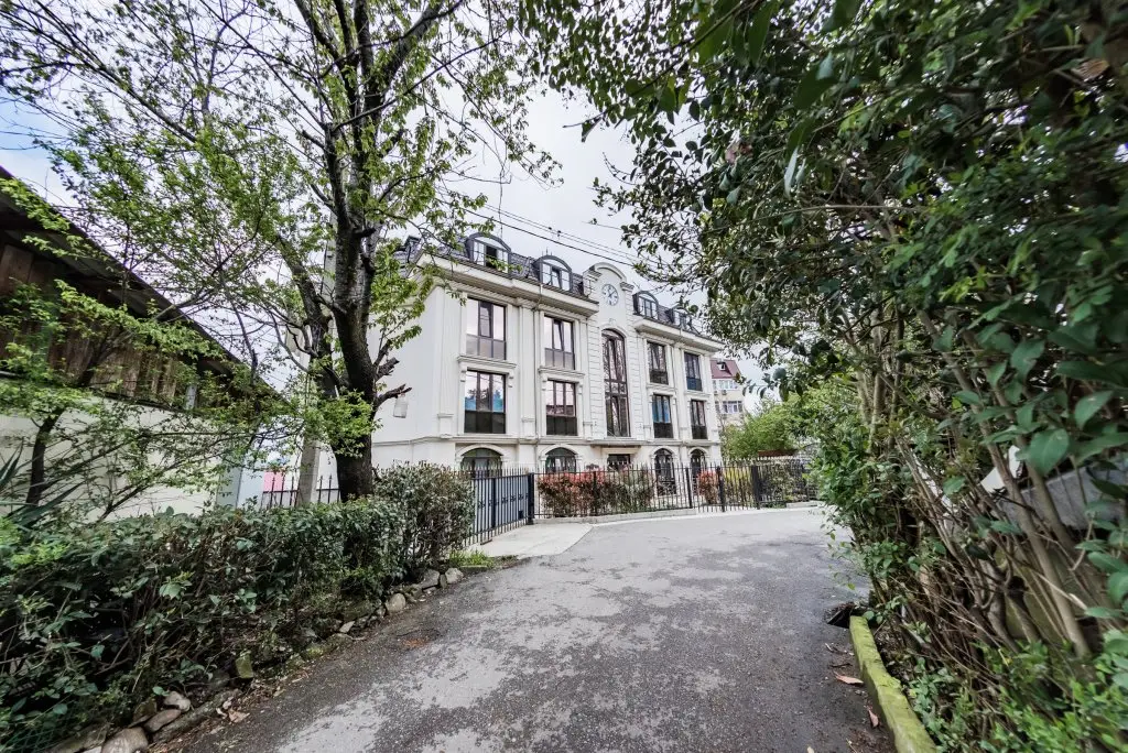 Сочи: Zhk Sevastopolskij Apartments