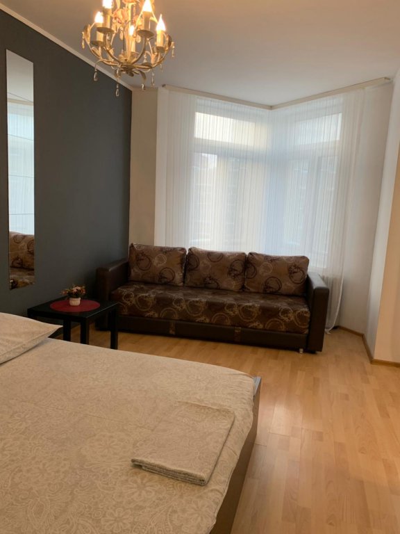 Екатеринбург: Апартаменты Apartanik.Кузнечная 83