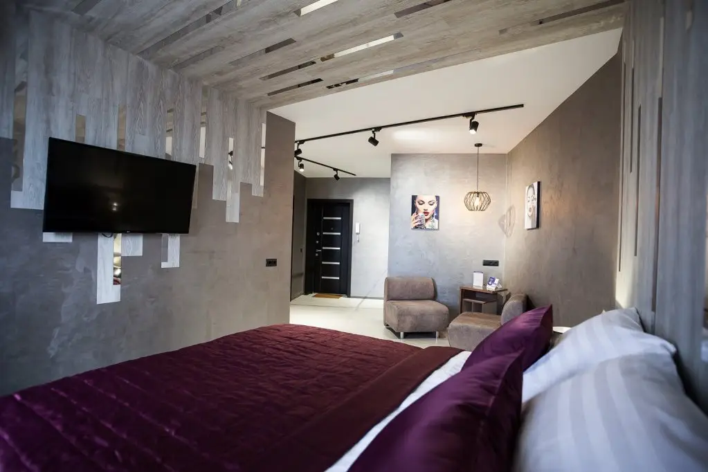 Саратов: Апартаменты Loft Apartment/30A Lunnaya