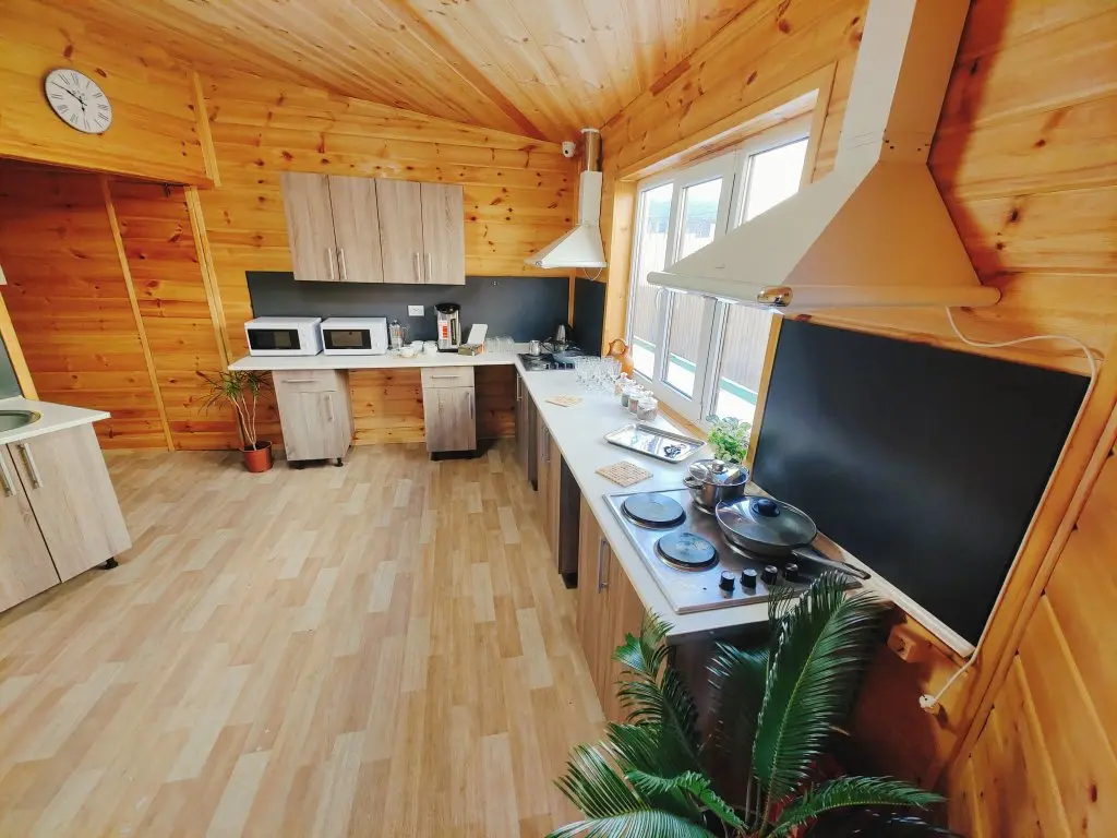 Анапа: Отель  Wood Hotel Topál