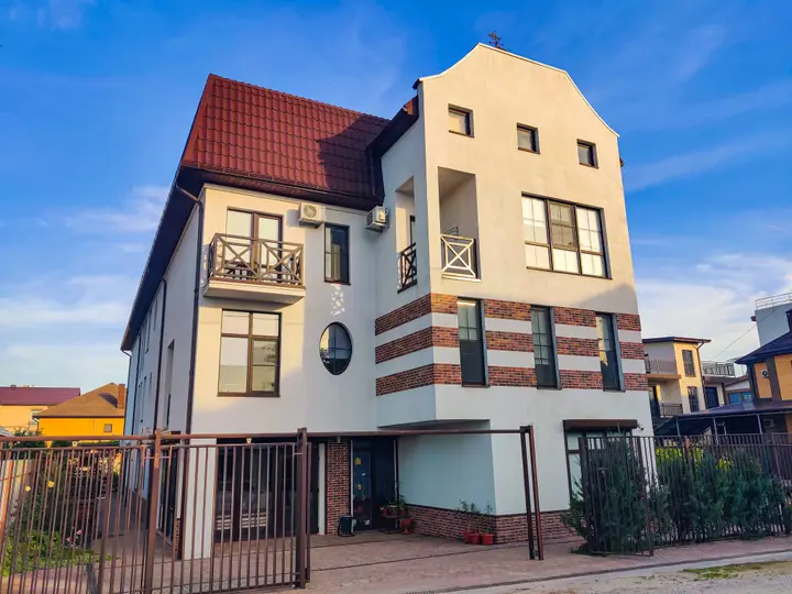 Анапа: Гостевой Дом Анапа LOFT inn