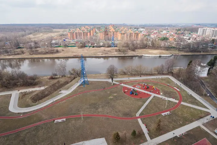 Долгопрудный: Апартаменты BRIGANTINA LOFT STILE