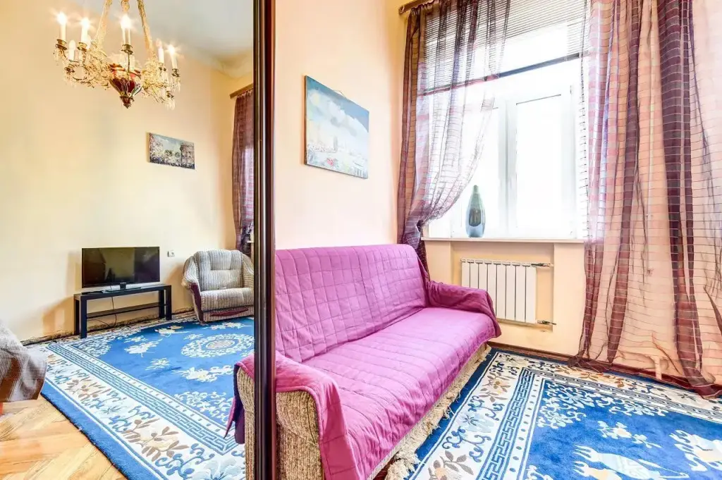 Санкт-Петербург: Kirpichniy pereulok 3 Apartments