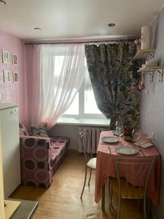 Санкт-Петербург: U Zhd Stantsii Prospekt Slavyi Apartments