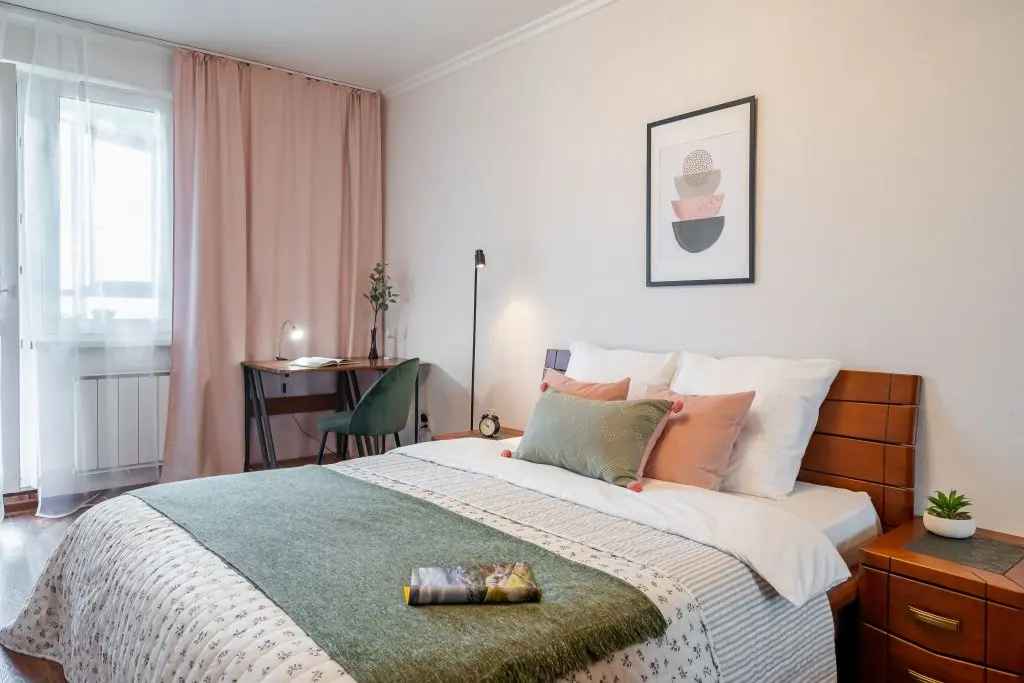 Санкт-Петербург: Апартаменты LERUKA HOME Изумруд